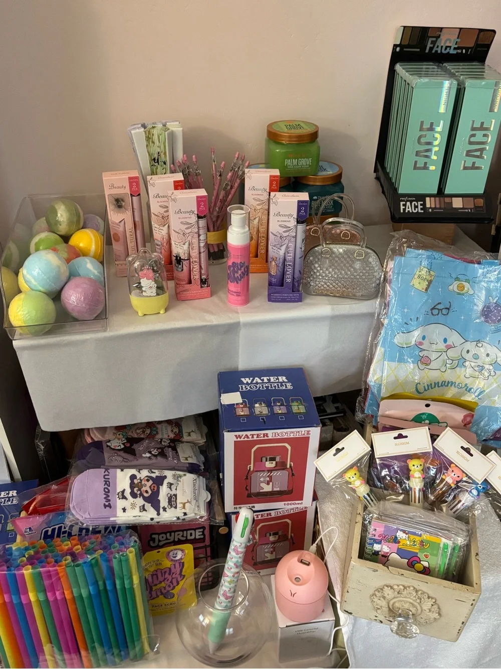 Sanrio and More Surprise 8 items Gift Box